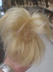 Sarı Işıltılı Telli Hazır Topuz Saç Postiş Modeli - Thumbnail